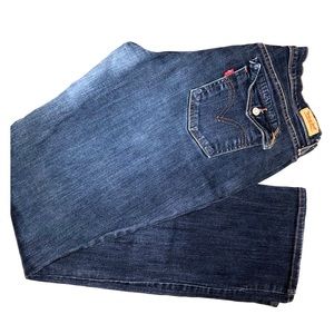 {Levi’s} 515 Boot Cut Jeans